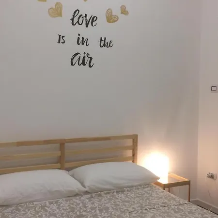 Appartement Piazza Carita' Centro Storico *