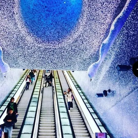 Toledo House Piazza Carita' Centralissimo *