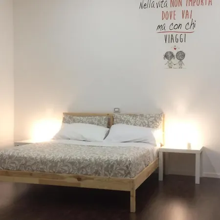 Family House Piazza Carita' Napoli