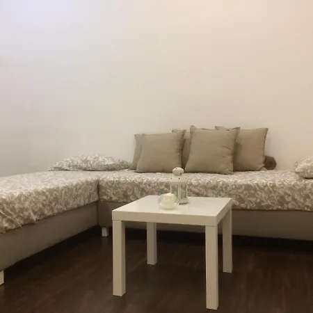 Piazza Carita' Centro Storico Apartment Naples