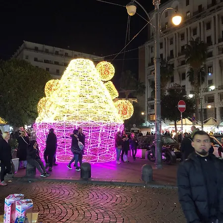 Piazza Carita' Centro Storico Apartment